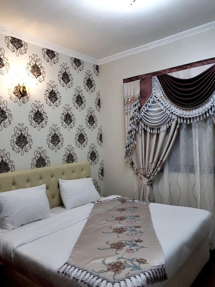 Royal Garden Hotel Dubai Exterior foto