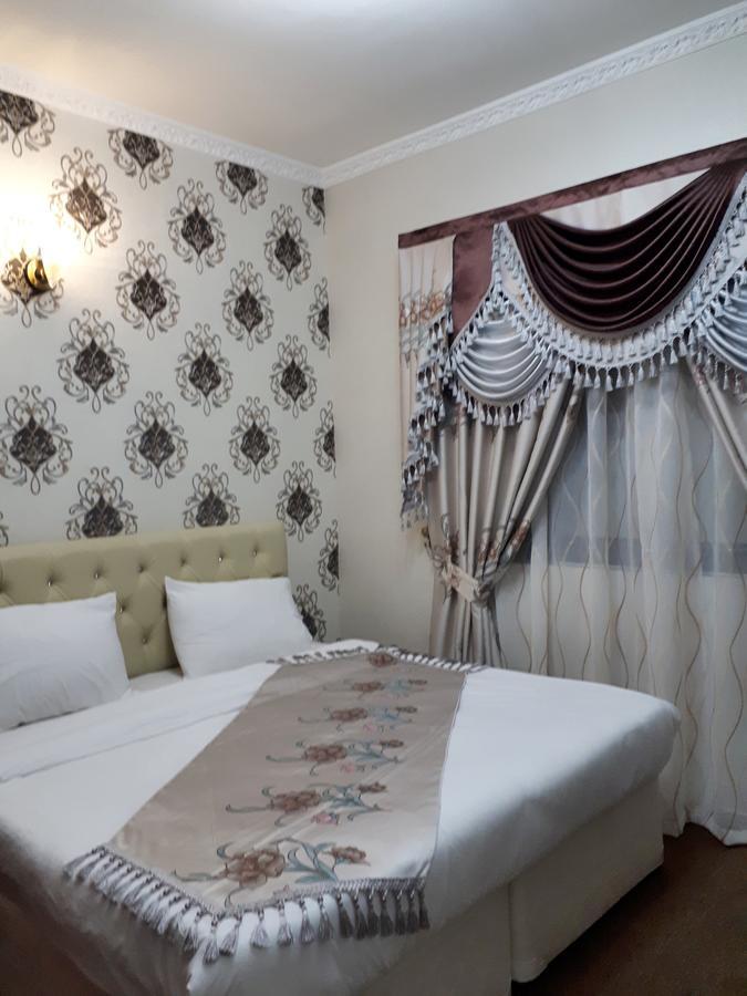 Royal Garden Hotel Dubai Exterior foto