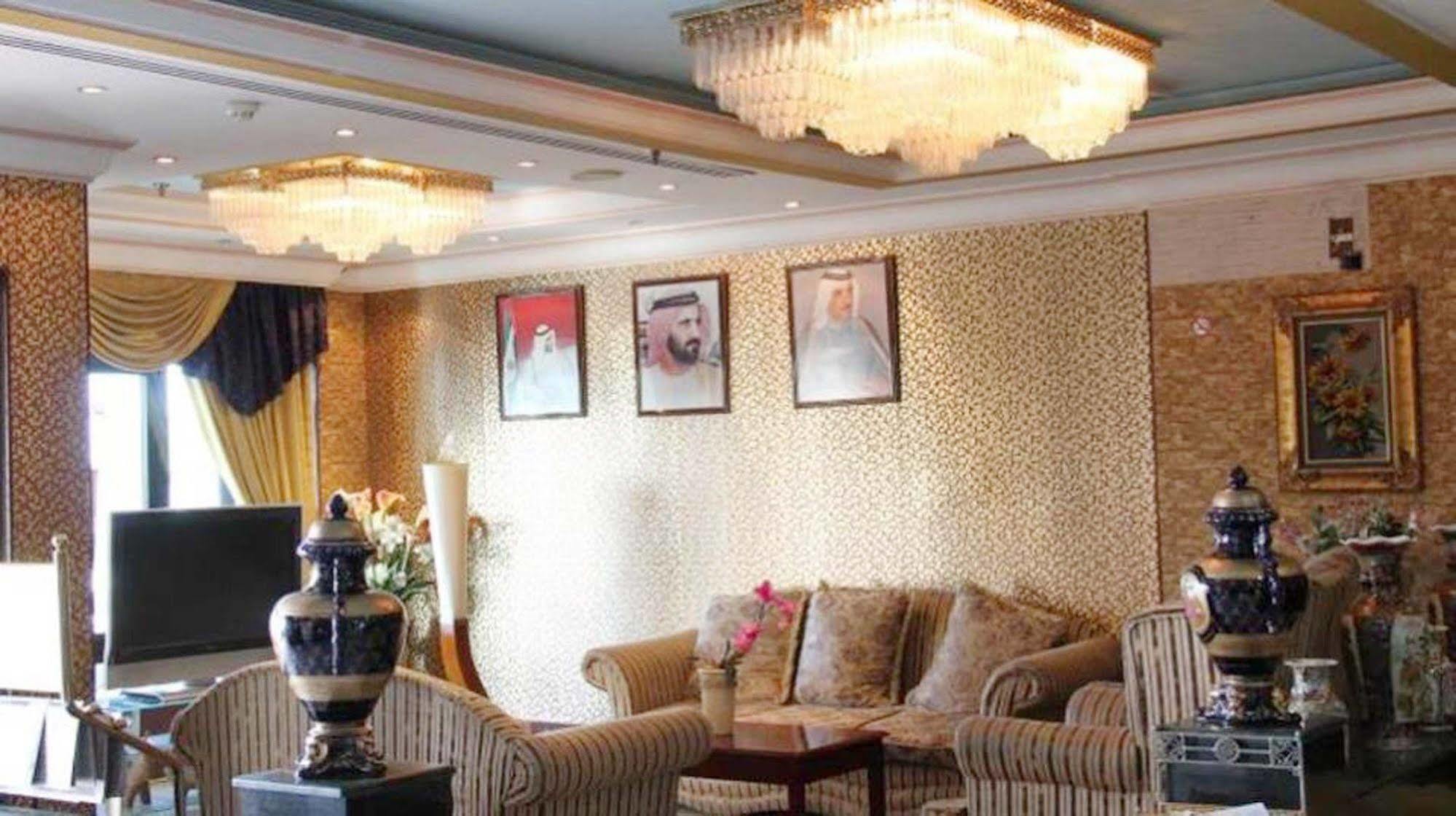 Royal Garden Hotel Dubai Exterior foto